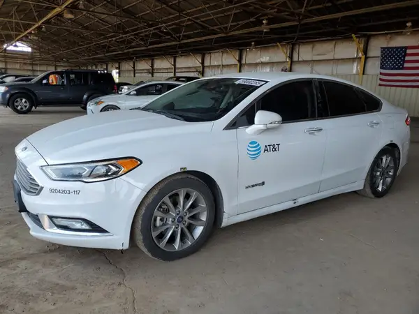 3FA6P0LUXHR409175 2017 FORD FUSION - Image 1
