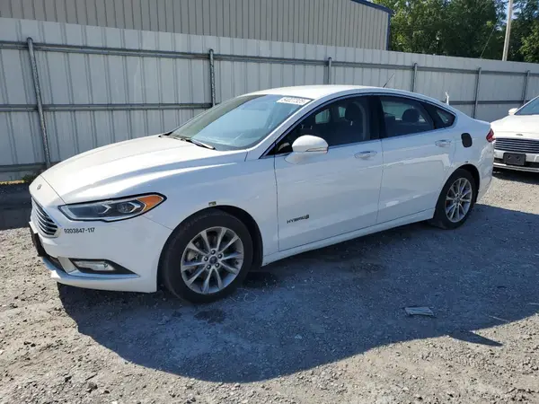 3FA6P0LUXHR409211 2017 FORD FUSION - Image 1