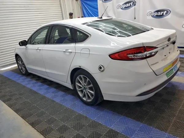 3FA6P0LUXHR409497 2017 FORD FUSION - Image 2