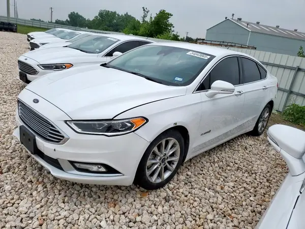 3FA6P0LUXHR409550 2017 FORD FUSION - Image 1