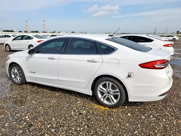 3FA6P0LUXHR409600 2017 FORD FUSION - Image 2