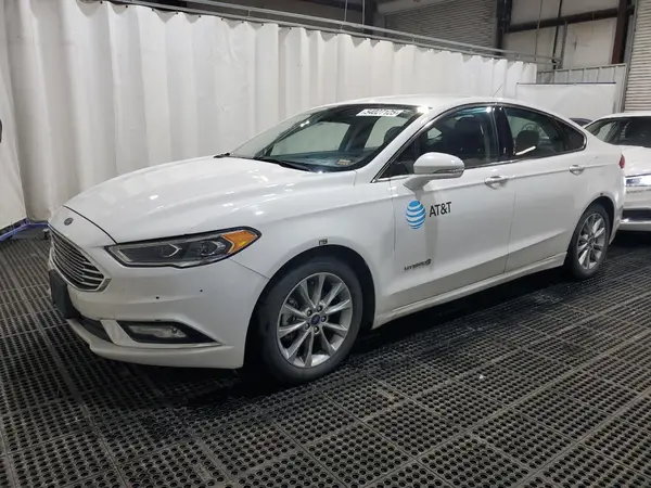 3FA6P0LUXHR409628 2017 FORD FUSION - Image 1