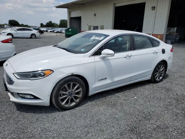 3FA6P0LUXHR409645 2017 FORD FUSION - Image 1