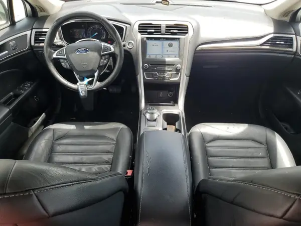 3FA6P0LUXHR410049 2017 FORD FUSION - Image 8