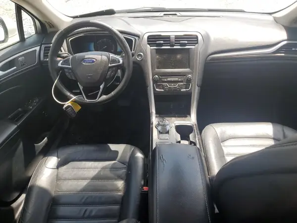 3FA6P0LUXHR410083 2017 FORD FUSION - Image 8