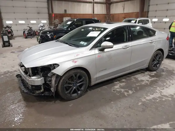 3FA6P0LUXJR101316 2018 FORD FUSION - Image 2