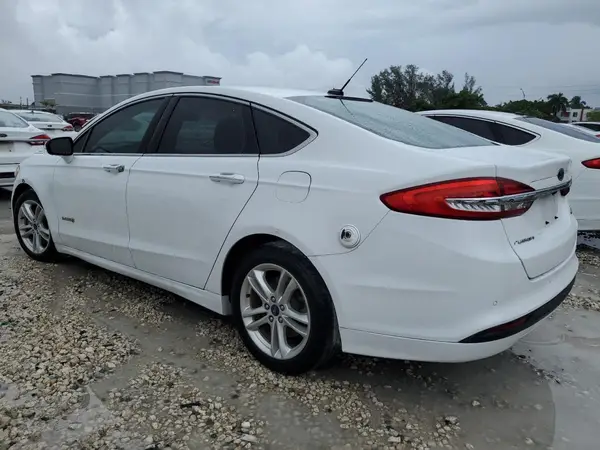 3FA6P0LUXJR118598 2018 FORD FUSION - Image 2