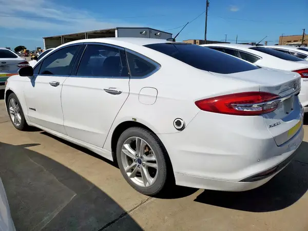 3FA6P0LUXJR118648 2018 FORD FUSION - Image 2