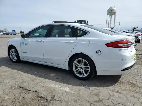 3FA6P0LUXJR118746 2018 FORD FUSION - Image 2