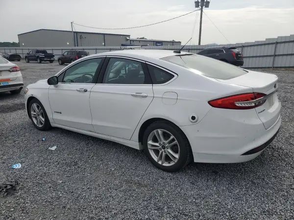 3FA6P0LUXJR118830 2018 FORD FUSION - Image 2