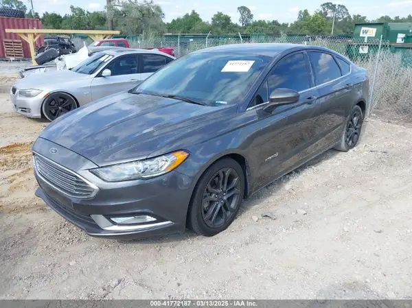3FA6P0LUXJR119735 2018 FORD FUSION - Image 2