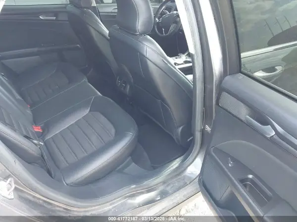 3FA6P0LUXJR119735 2018 FORD FUSION - Image 8