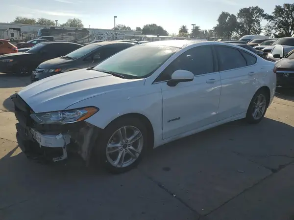 3FA6P0LUXJR124286 2018 FORD FUSION - Image 1