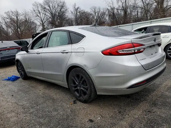 3FA6P0LUXJR124613 2018 FORD FUSION - Image 2