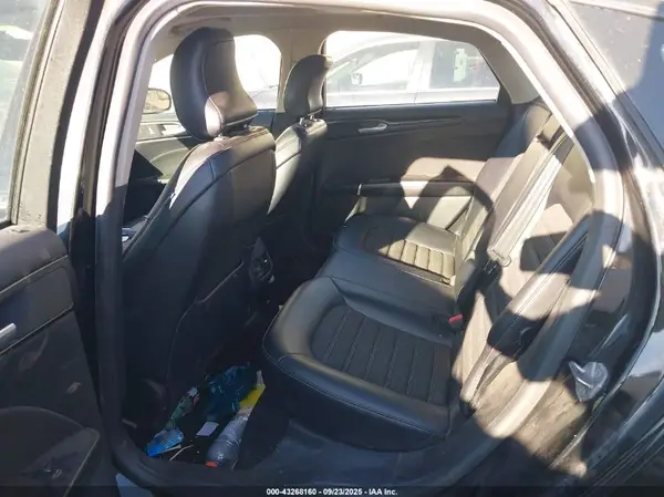 3FA6P0LUXJR128080 2018 FORD FUSION - Image 8