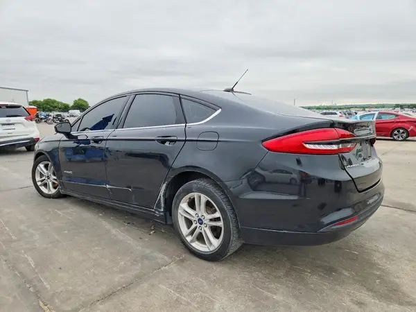 3FA6P0LUXJR134056 2018 FORD FUSION - Image 2