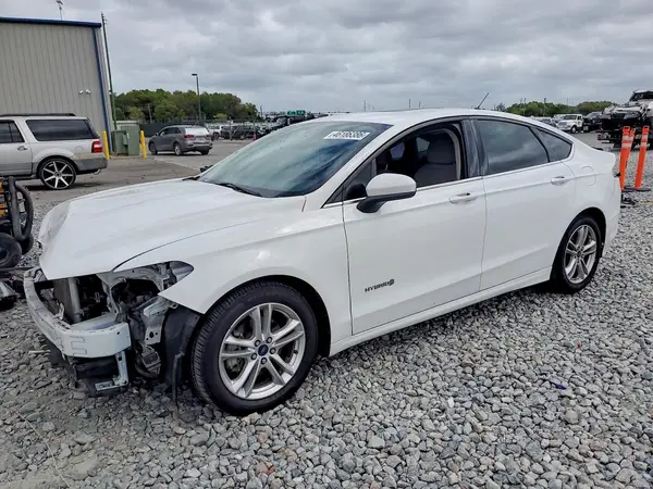 3FA6P0LUXJR138916 2018 FORD FUSION - Image 1