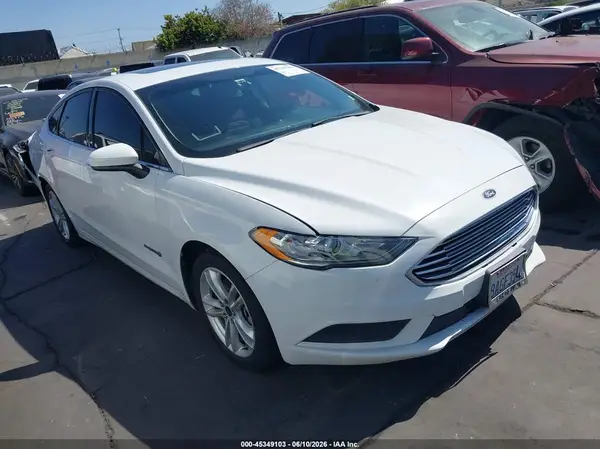 3FA6P0LUXJR139127 2018 FORD FUSION - Image 1