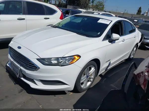 3FA6P0LUXJR139127 2018 FORD FUSION - Image 2