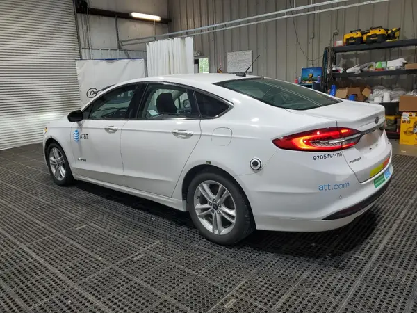 3FA6P0LUXJR152458 2018 FORD FUSION - Image 2