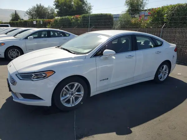 3FA6P0LUXJR152461 2018 FORD FUSION - Image 1