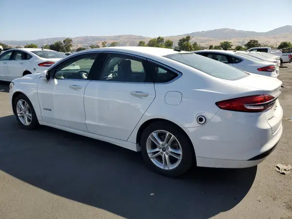 3FA6P0LUXJR152461 2018 FORD FUSION - Image 2