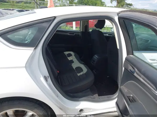 3FA6P0LUXJR162620 2018 FORD FUSION - Image 8