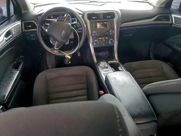 3FA6P0LUXJR170104 2018 FORD FUSION - Image 8