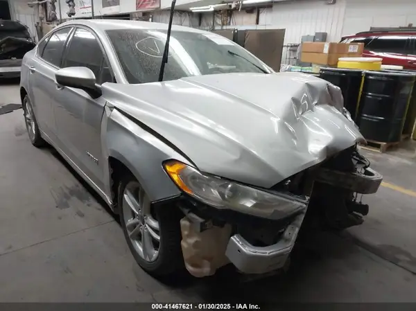 3FA6P0LUXJR170152 2018 FORD FUSION - Image 1