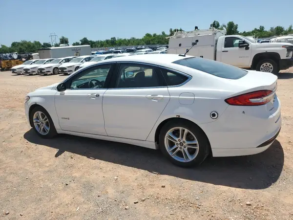3FA6P0LUXJR171835 2018 FORD FUSION - Image 2