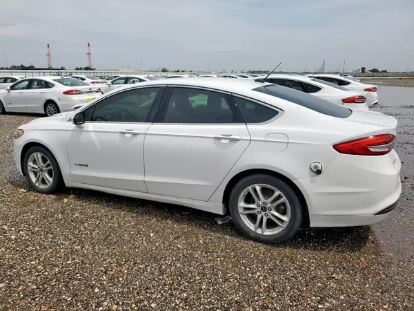 3FA6P0LUXJR171902 2018 FORD FUSION - Image 2