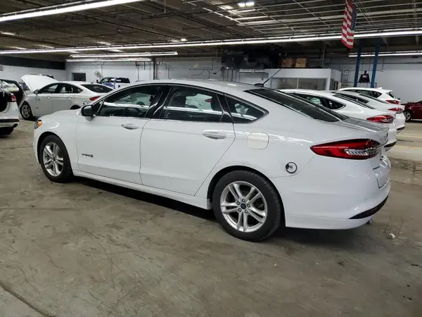 3FA6P0LUXJR172077 2018 FORD FUSION - Image 2
