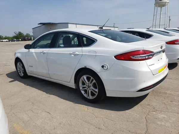 3FA6P0LUXJR172080 2018 FORD FUSION - Image 2