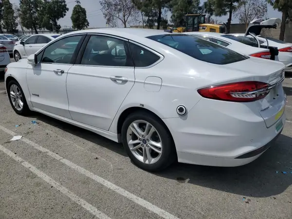 3FA6P0LUXJR172130 2018 FORD FUSION - Image 2