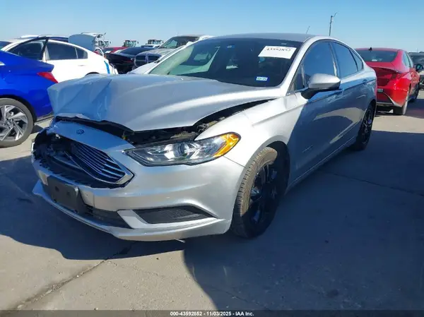 3FA6P0LUXJR191714 2018 FORD FUSION - Image 2