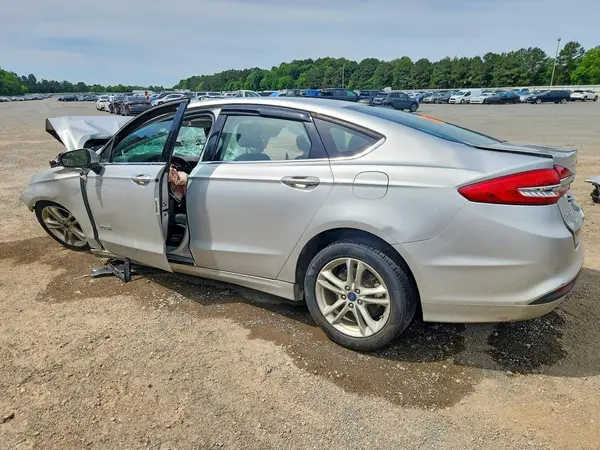 3FA6P0LUXJR191874 2018 FORD FUSION - Image 2