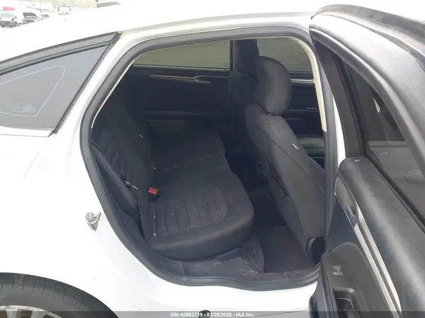 3FA6P0LUXJR206678 2018 FORD FUSION - Image 8