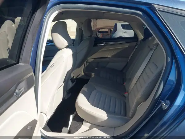 3FA6P0LUXJR216059 2018 FORD FUSION - Image 8