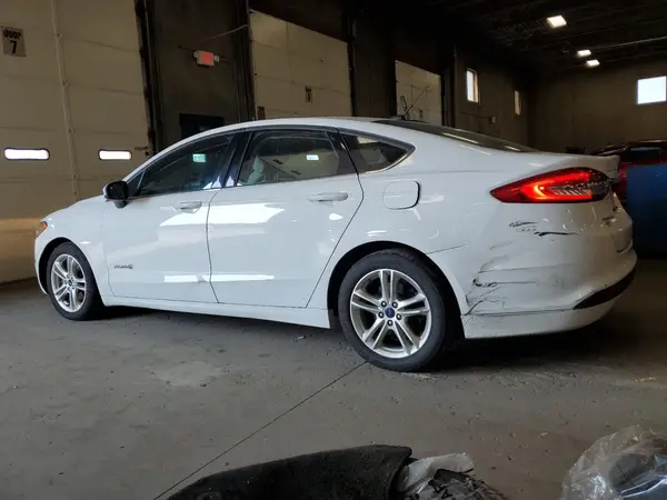 3FA6P0LUXJR219401 2018 FORD FUSION - Image 2