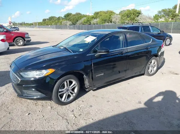 3FA6P0LUXJR223058 2018 FORD FUSION - Image 2