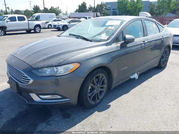 3FA6P0LUXJR225604 2018 FORD FUSION - Image 2