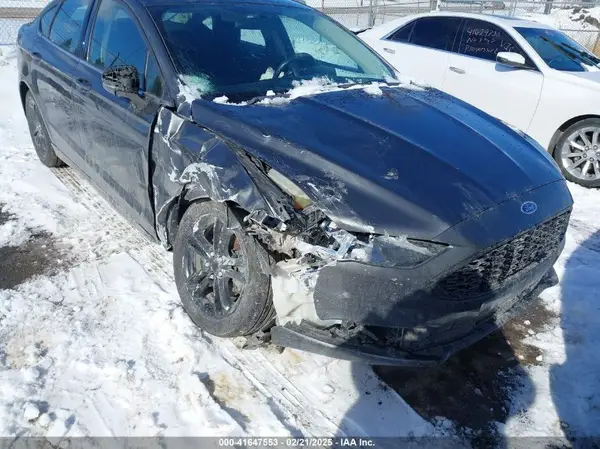 3FA6P0LUXJR226140 2018 FORD FUSION - Image 1