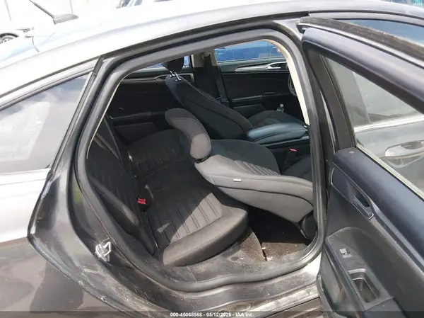 3FA6P0LUXJR235436 2018 FORD FUSION - Image 8