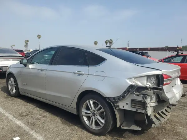 3FA6P0LUXJR240846 2018 FORD FUSION - Image 2