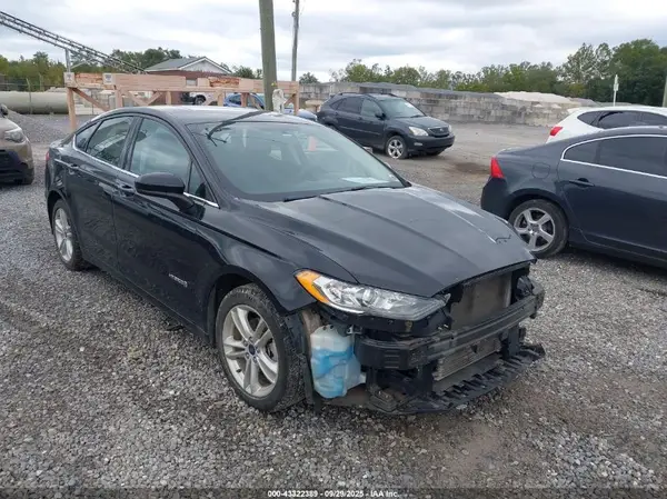 3FA6P0LUXJR243424 2018 FORD FUSION - Image 1
