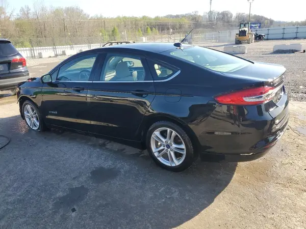 3FA6P0LUXJR268906 2018 FORD FUSION - Image 2