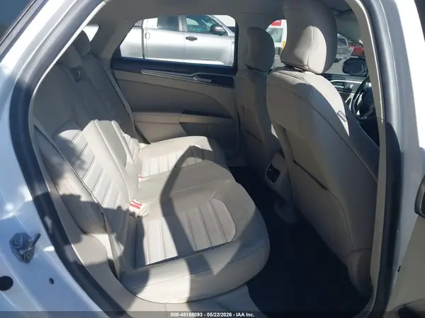 3FA6P0LUXJR269103 2018 FORD FUSION - Image 8