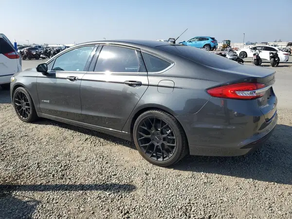 3FA6P0LUXJR273121 2018 FORD FUSION - Image 2