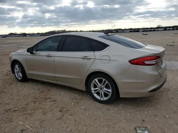 3FA6P0LUXJR274429 2018 FORD FUSION - Image 2