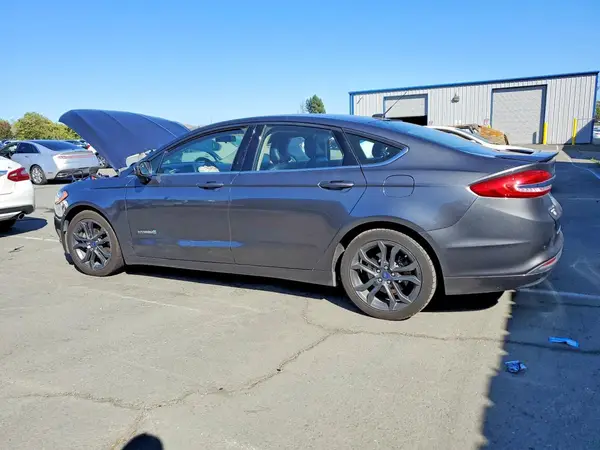 3FA6P0LUXJR274592 2018 FORD FUSION - Image 2